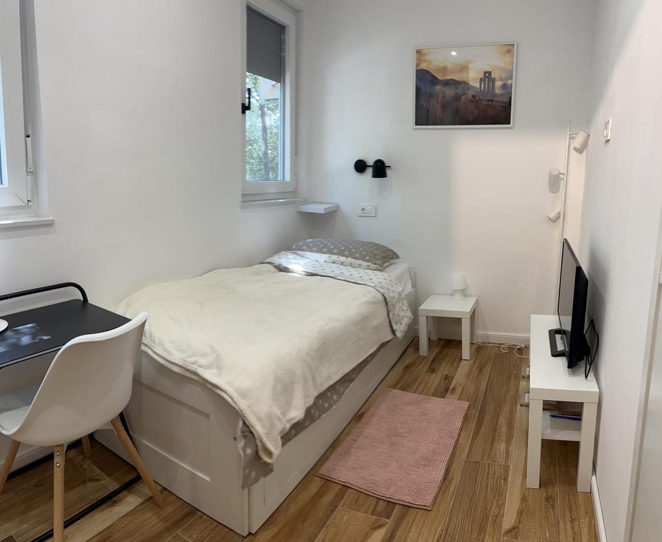 Little Oasis House in Lika-Senj County