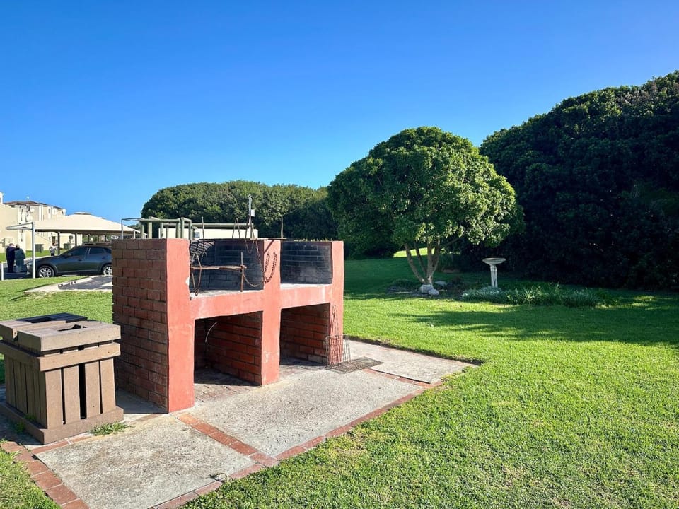 Day, BBQ facilities