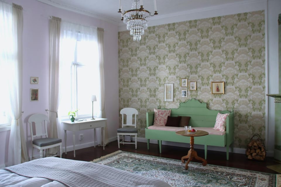 Living room, Photo of the whole room, Seating area