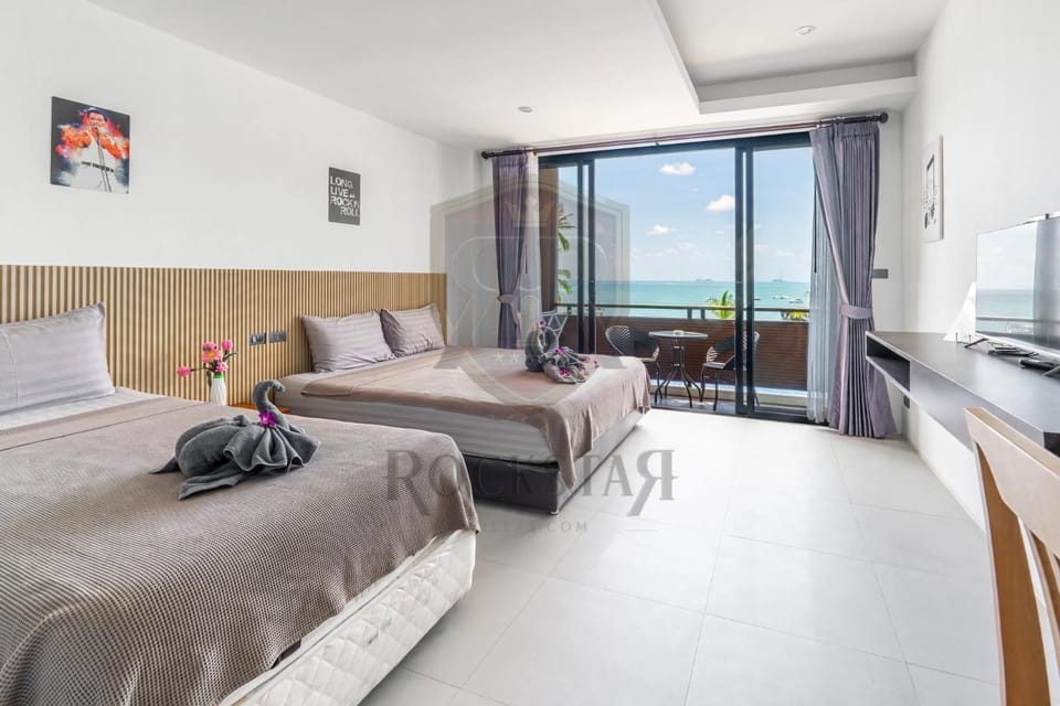 Bedroom, Sea view