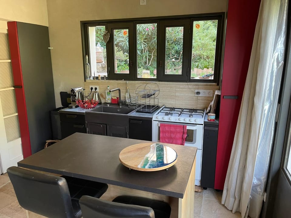 Charmant appartement petit jardin House in Provence-Alpes-Côte d'Azur