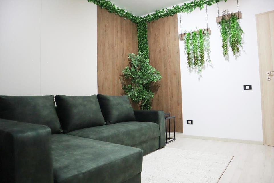 Communal lounge/ TV room, TV and multimedia, Living room, Seating area