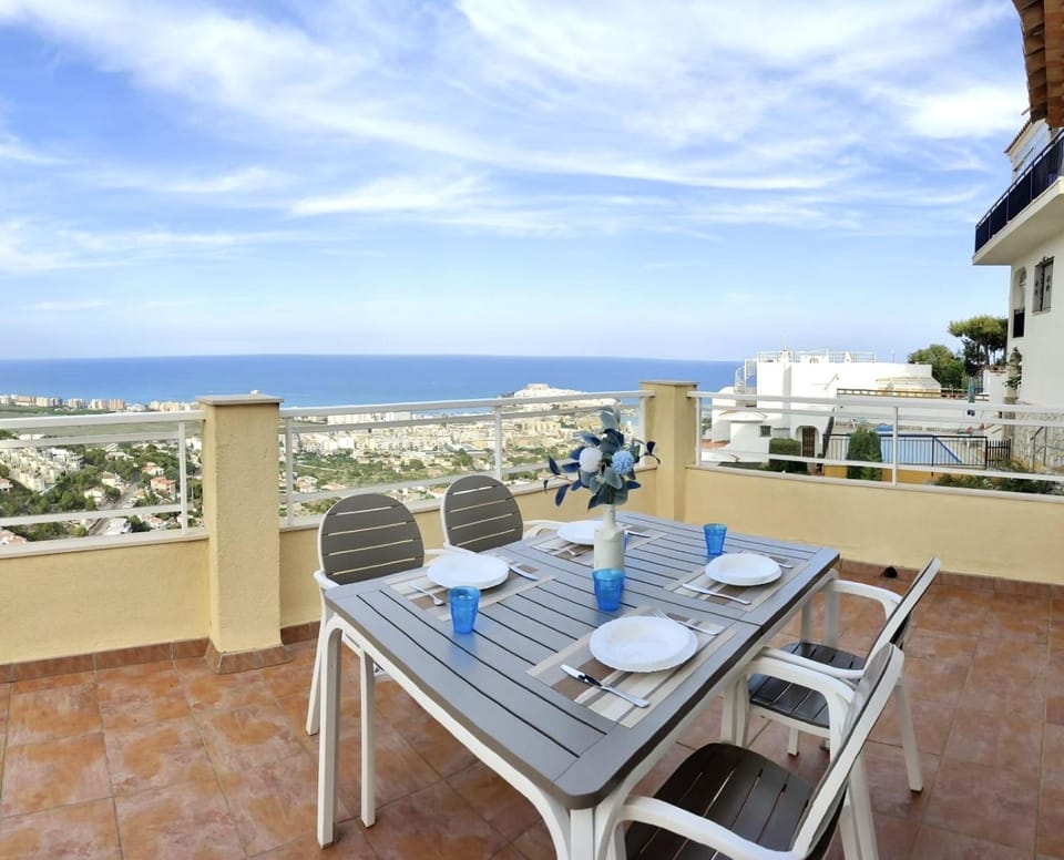 Residencial Jorge, apartamento con vistas y garaje Apartment in Peniscola