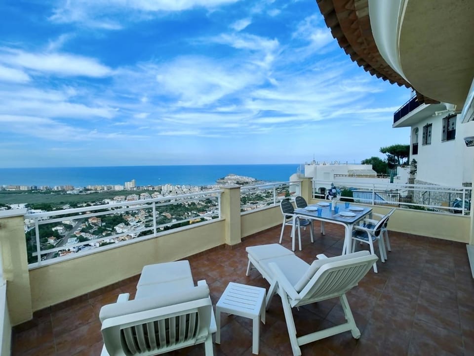 Residencial Jorge, apartamento con vistas y garaje Apartment in Peniscola