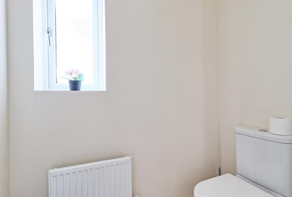 ESSEX Basildon 4 bedroom house 2 half bath Villa in Basildon