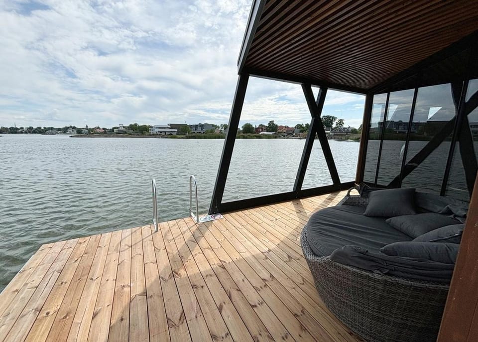 Grand Holm Marina Ujuvmajad House in Estonia