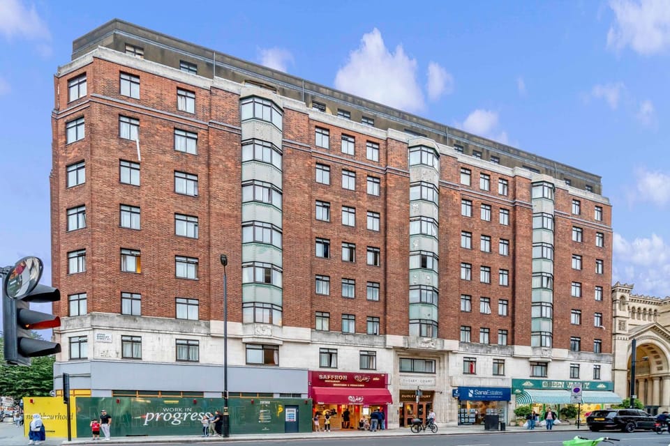 Cosy 1 Bedroom Flat in Marble Arch Apartment in City of Westminster