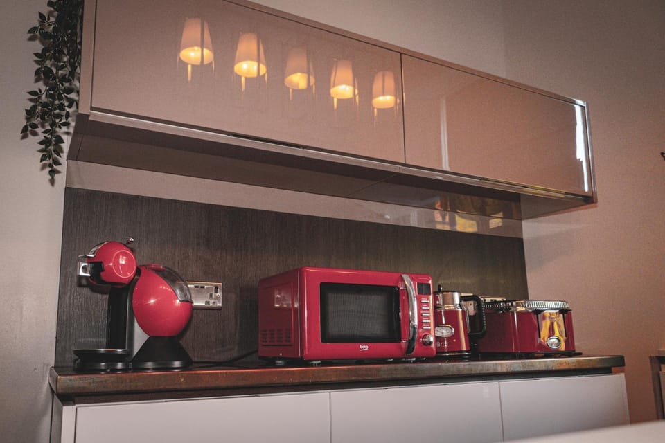 Spacious 4 Bedroom Flat in Stirling Apartment in Stirling