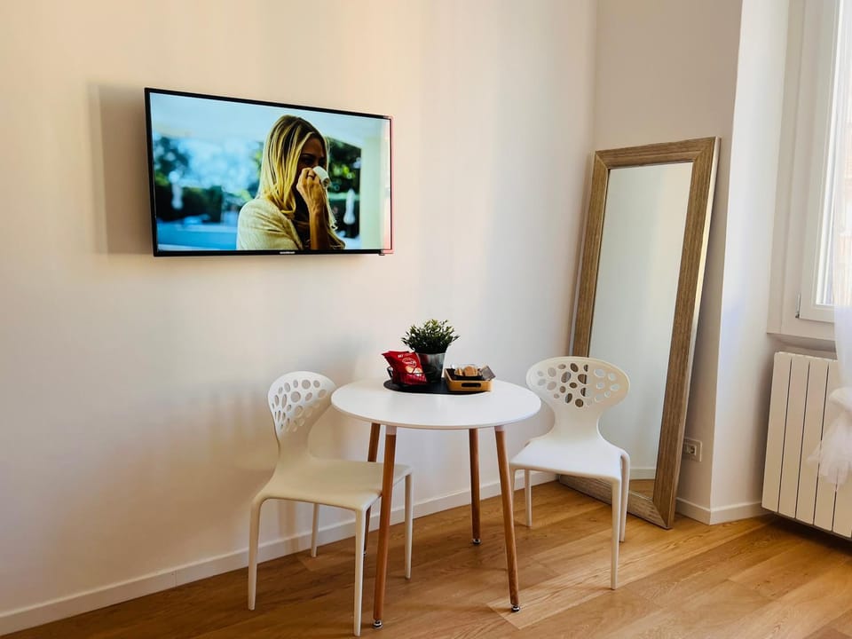 P&D Apartments Navigli - With a View House in Milan