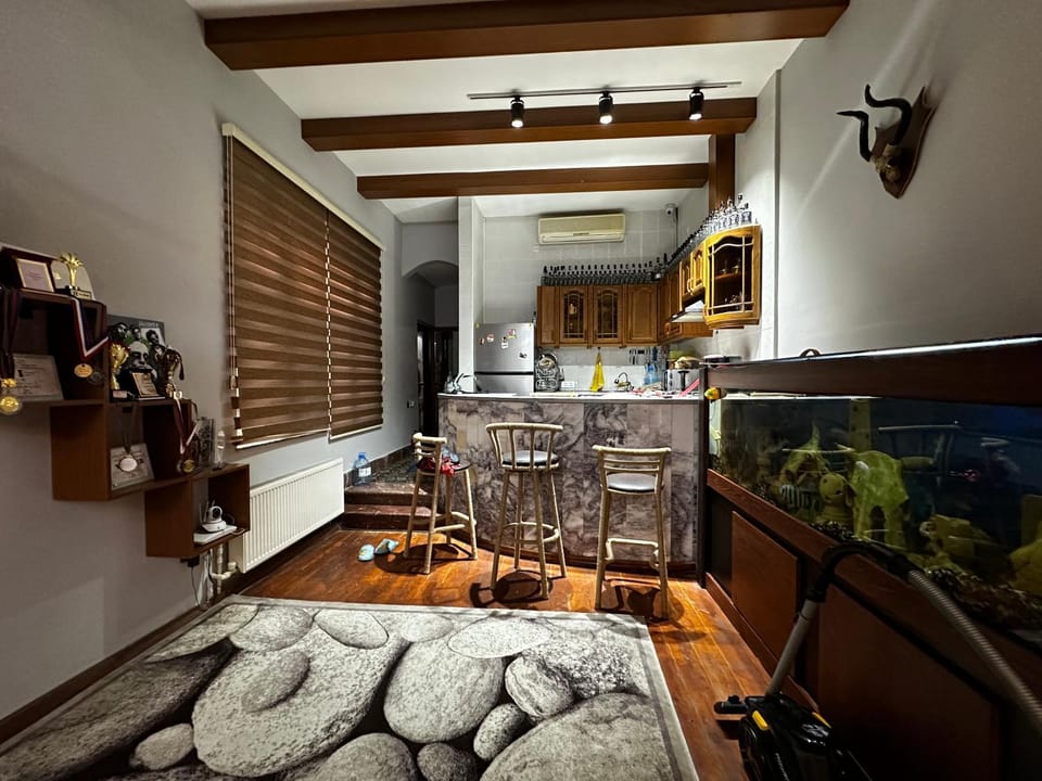 Kitchen or kitchenette, Seating area, Dining area, minibar