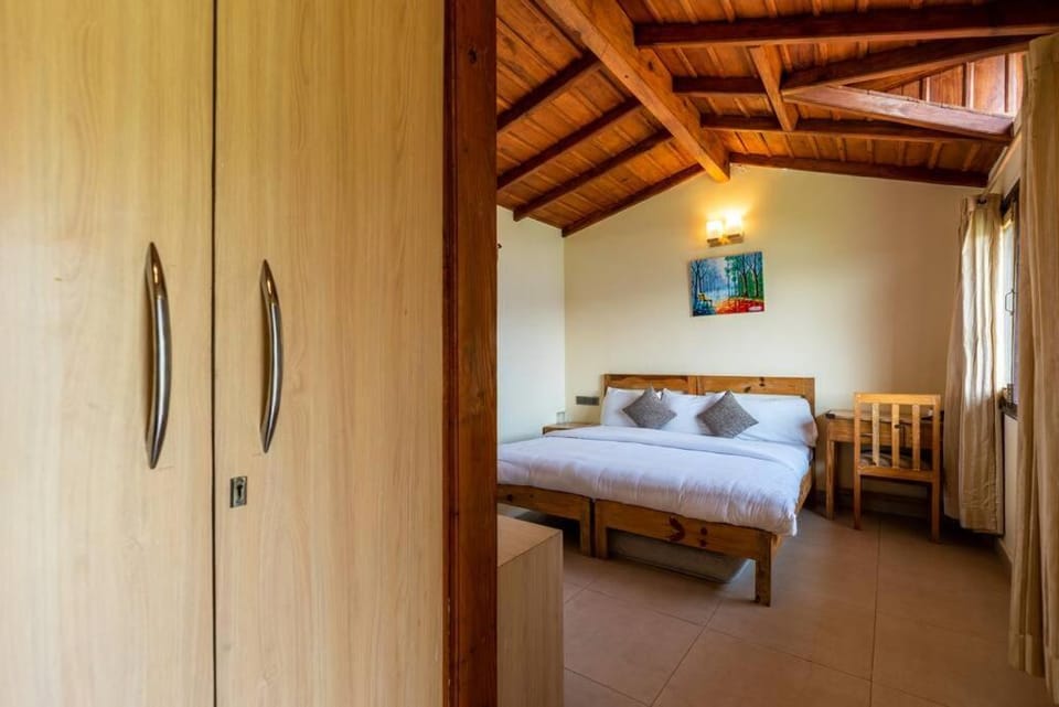 Pet-Friendly 2BR cottage w mountain view C4 House in Uttarakhand