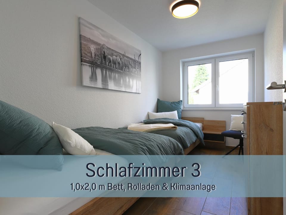 Bed, Bedroom, cot, Facility for disabled guests, acessibility, air conditioner, air conditioner