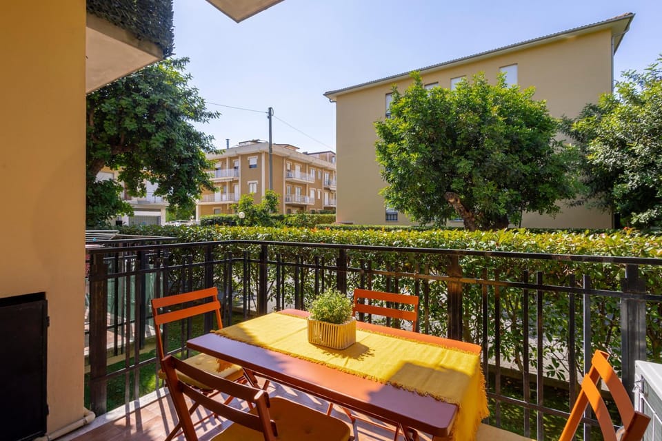 Day, View (from property/room), Balcony/Terrace, Dining area