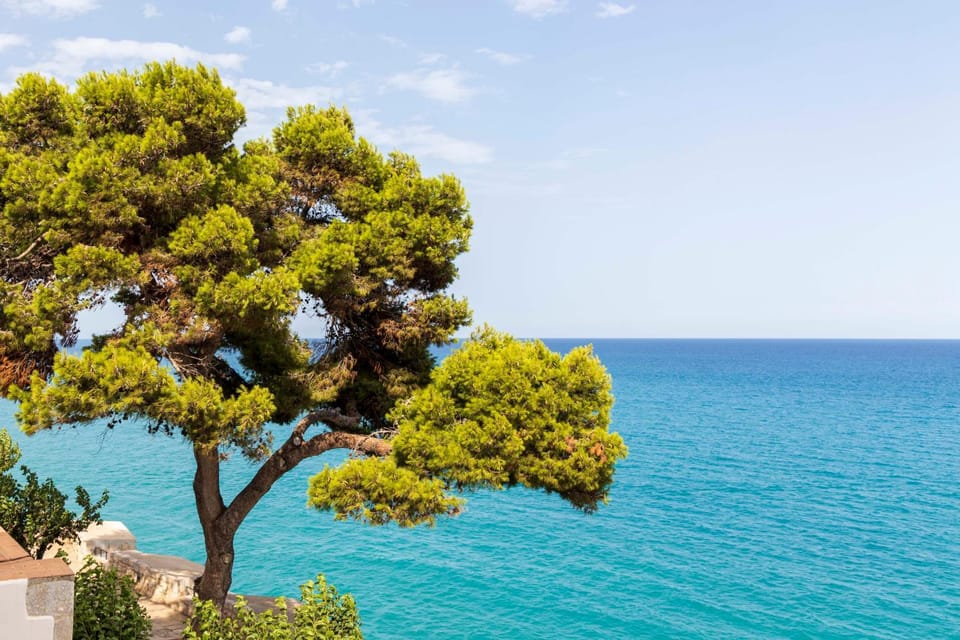 Nearby landmark, Natural landscape, Sea view