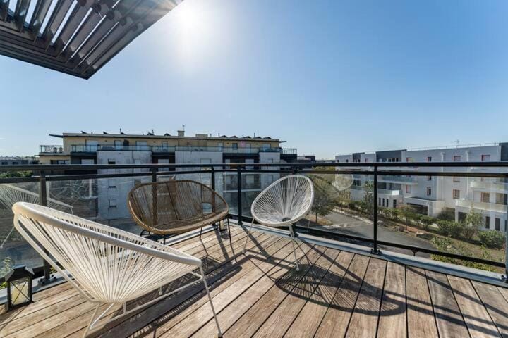 Bordeaux Mérignac appartement 2 Pièces - 2 Terrasses Apartment in Le Haillan