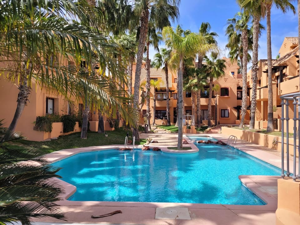 Property building, Swimming pool