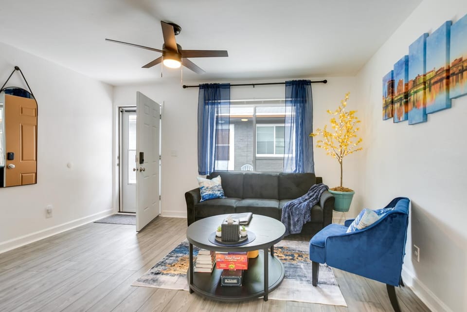 Central Dayton Apt < Half-Mi to UD! House in Dayton