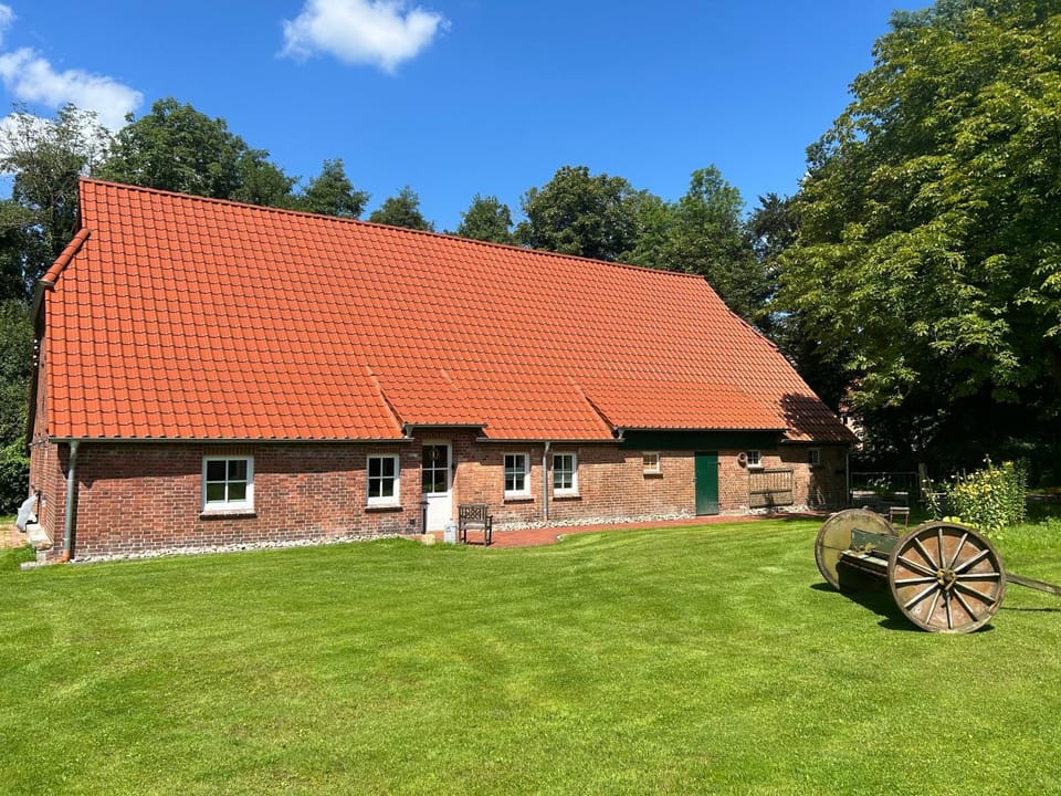 Ferienwohnung mit Garten in Meyenburg - KEINE MONTEURE Apartment in Lower Saxony, Germany