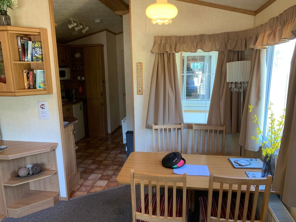 Abbey Caravan House in Llantysilio