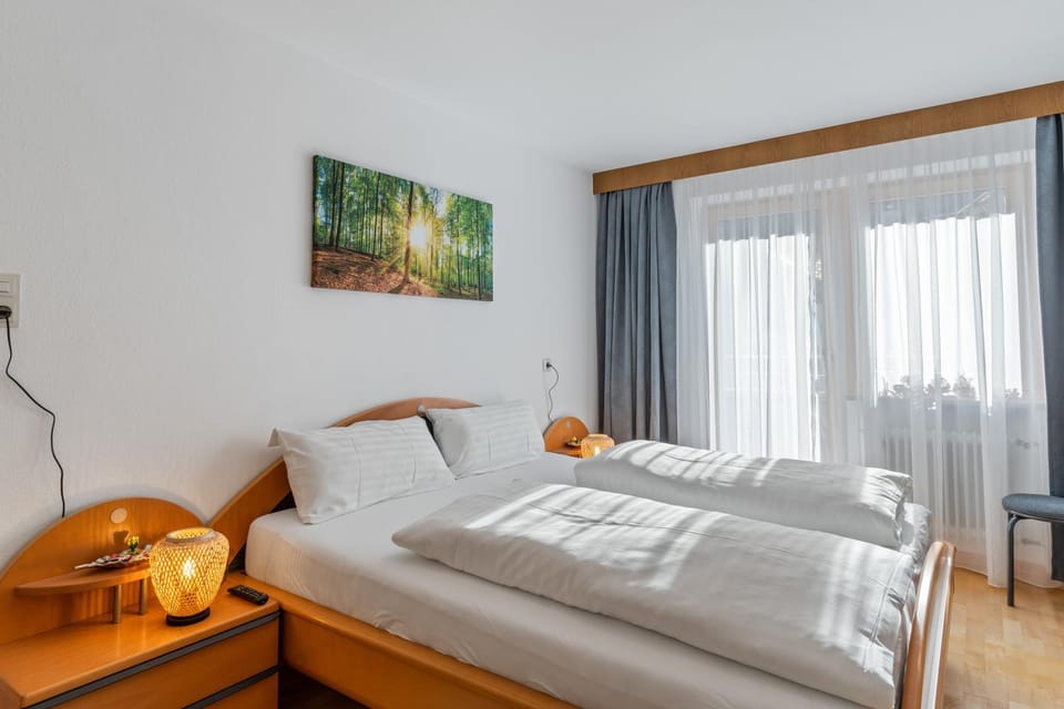 Bed, Balcony/Terrace, Photo of the whole room, Bedroom, towels