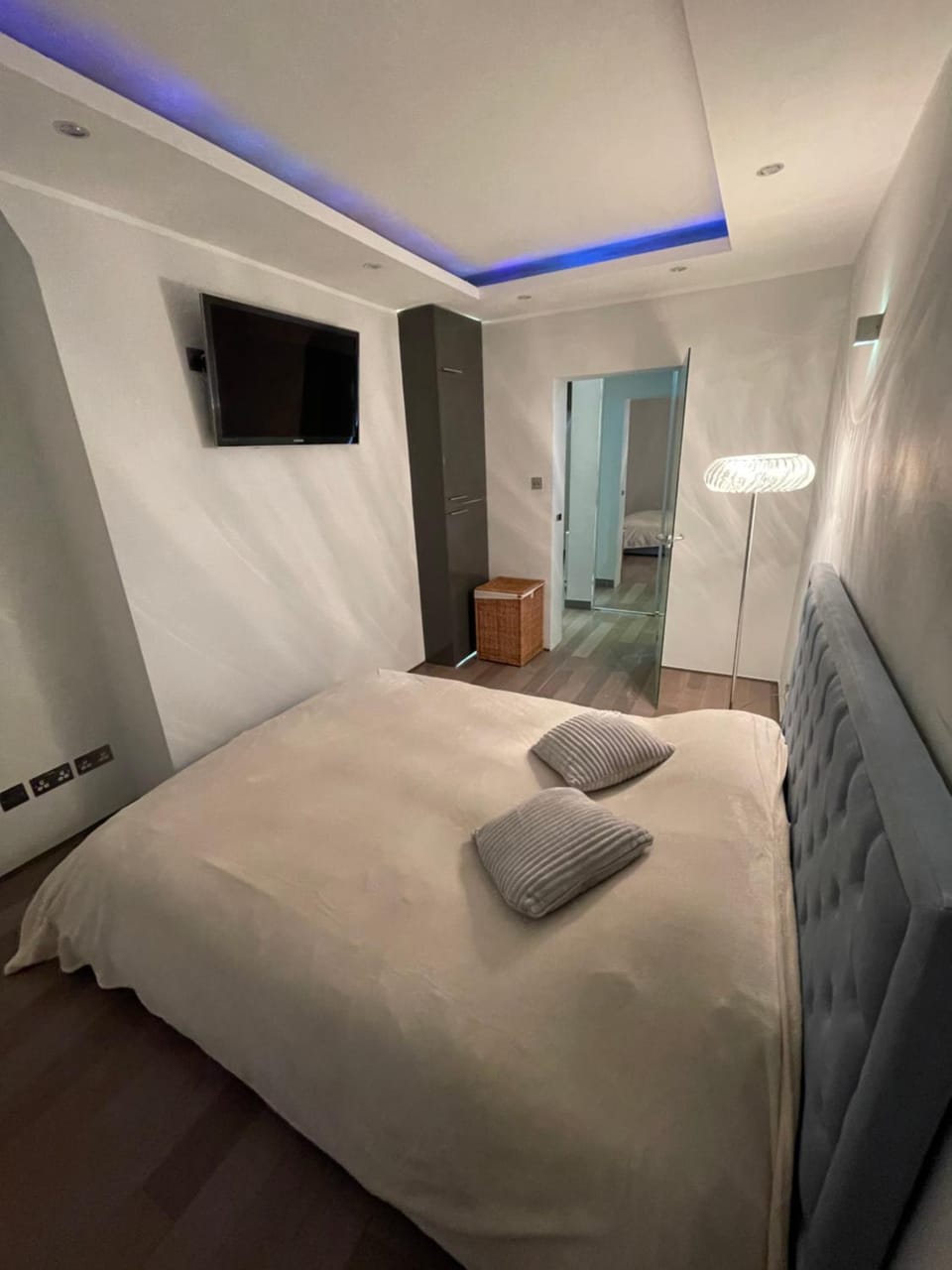 Bed, TV and multimedia