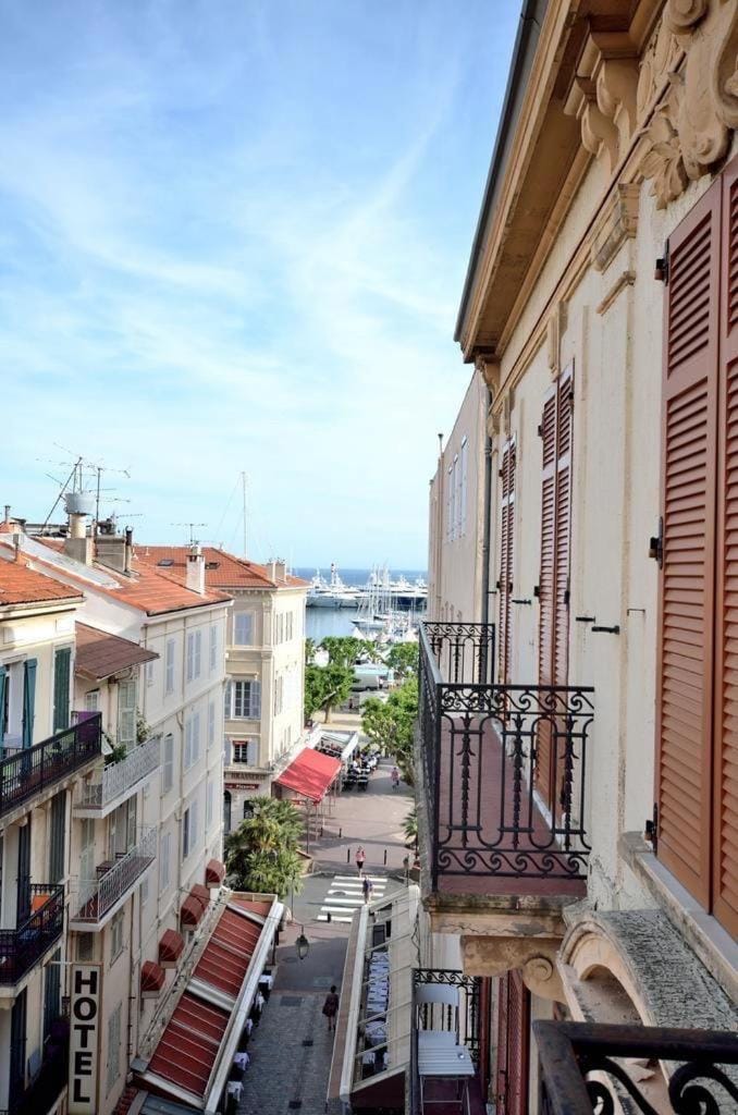 Très bel appartement centre-ville Apartment in Cannes