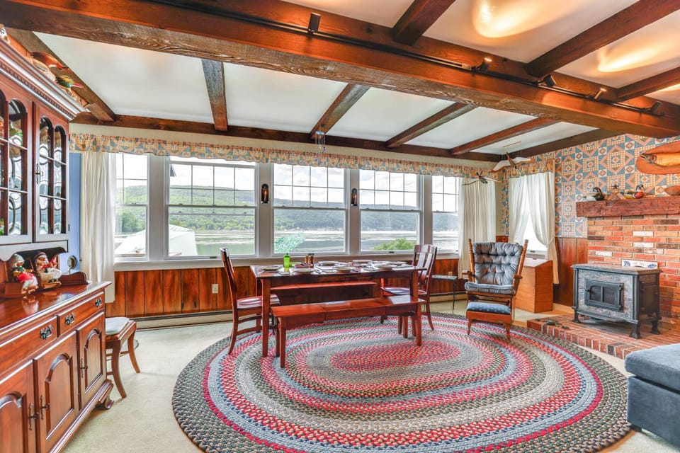 Canandaigua Lakefront Gem w/ Dock & Boat Slip House in Canandaigua Lake