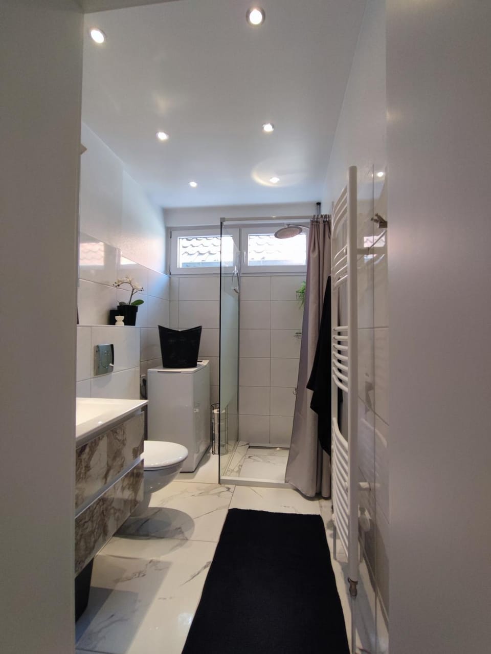 Shower, Toilet, Bathroom