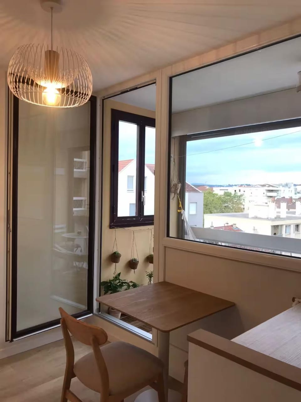 View (from property/room), Balcony/Terrace, Dining area