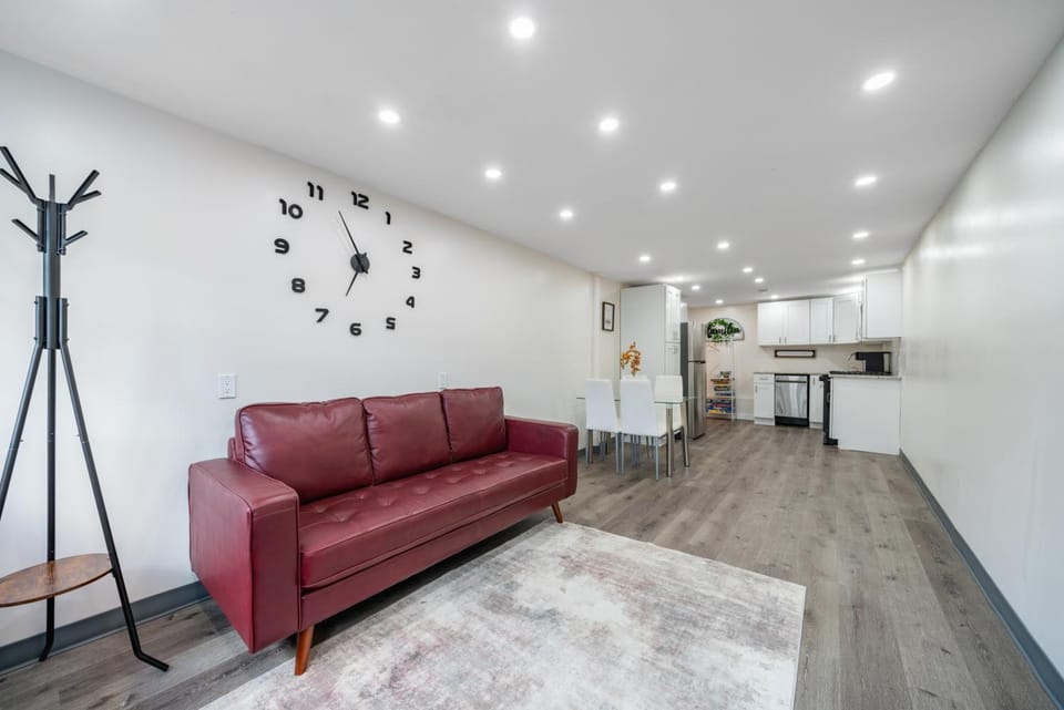 Jetted Tub Stay Apartment in Passaic
