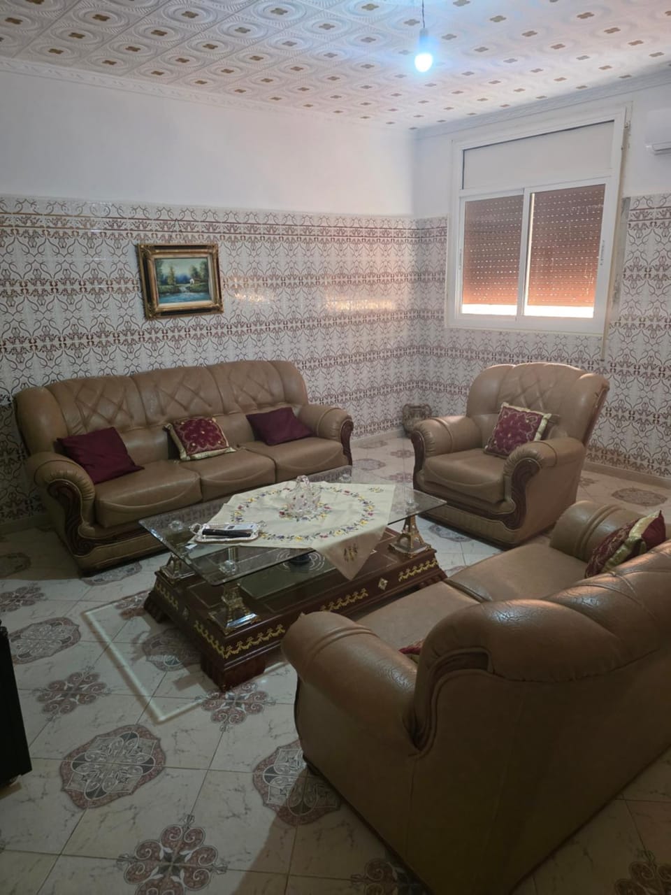 Living room, Seating area