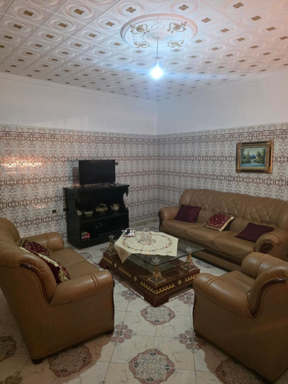 TV and multimedia, Living room, Seating area