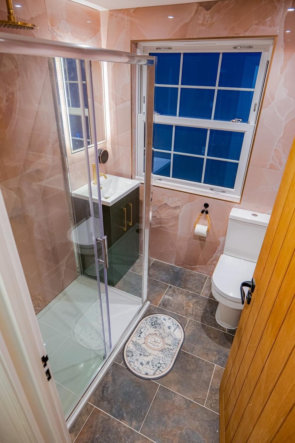 Shower, Toilet, Bathroom