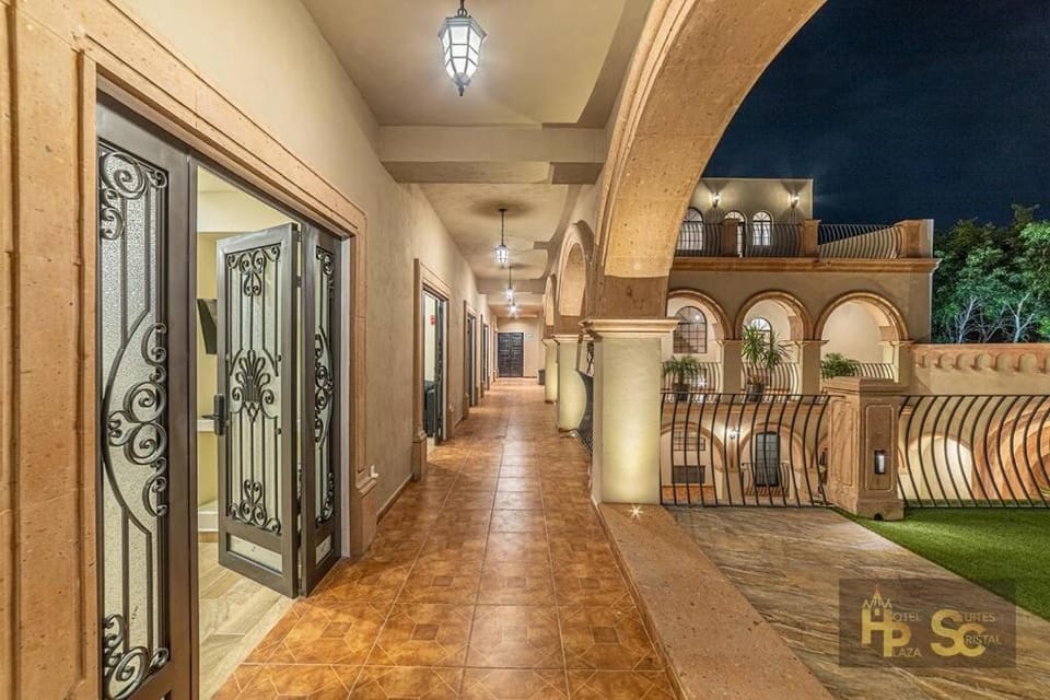 Patio, Night
