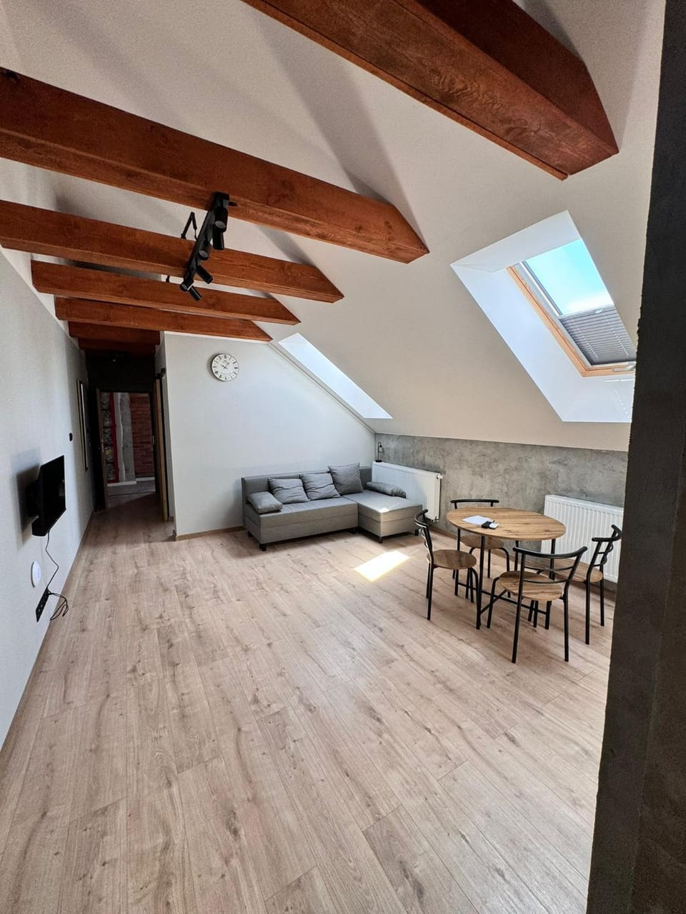 Coffee/tea facilities, Dining area