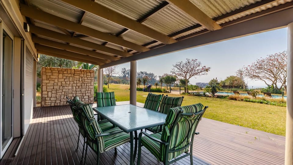 Patio, Spring, Day, Garden, Dining area, Garden view