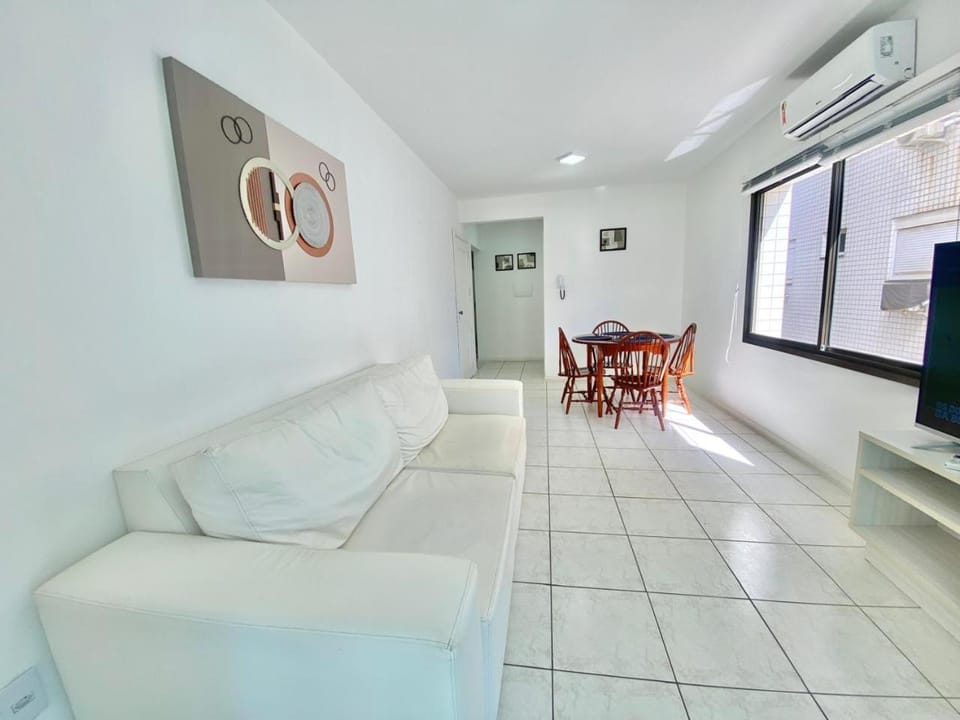 ap de frente, sacada, 3 splits, wi-fi Apartment in State of Rio Grande do Sul