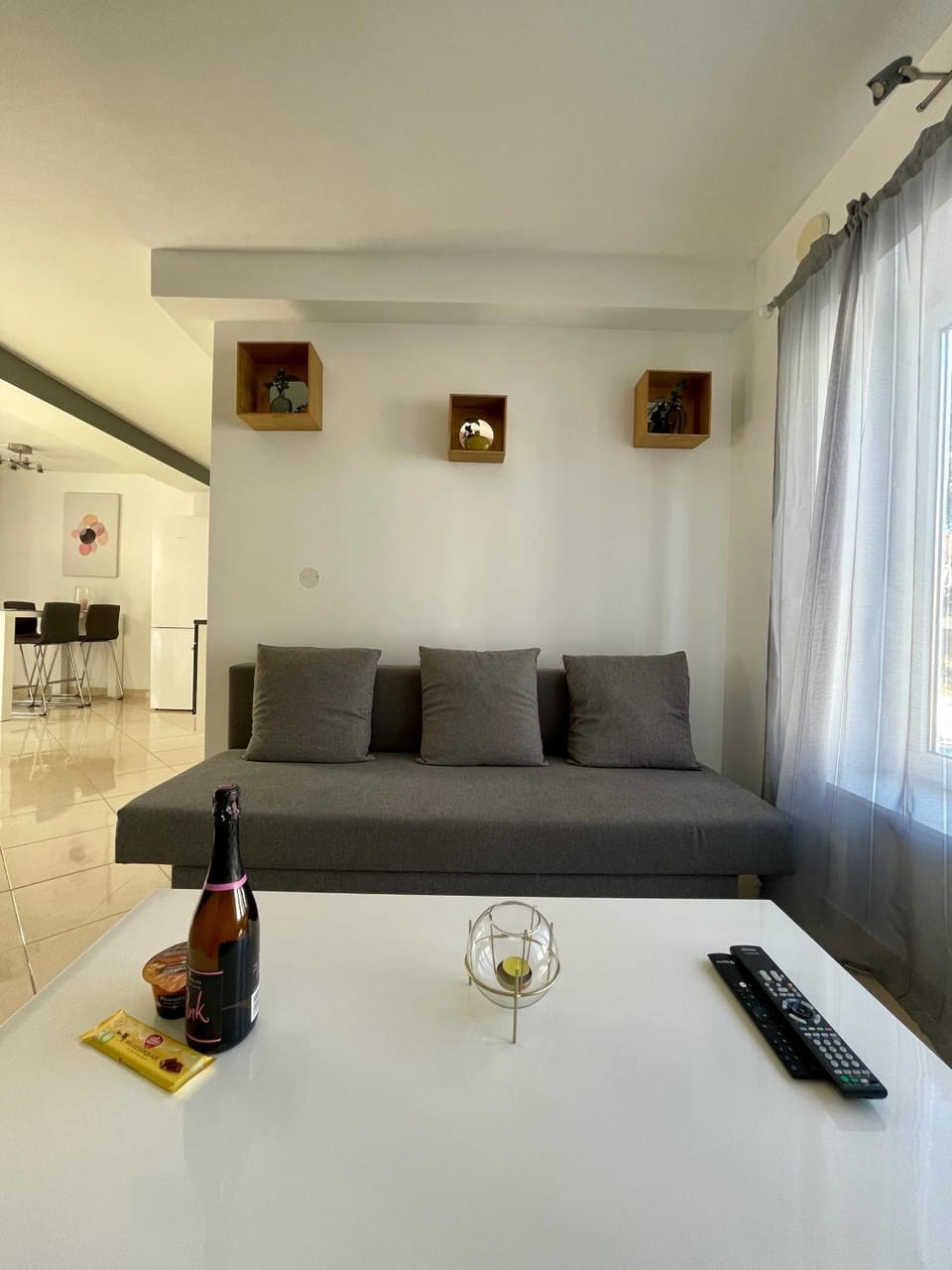 Living room, Alcoholic drinks