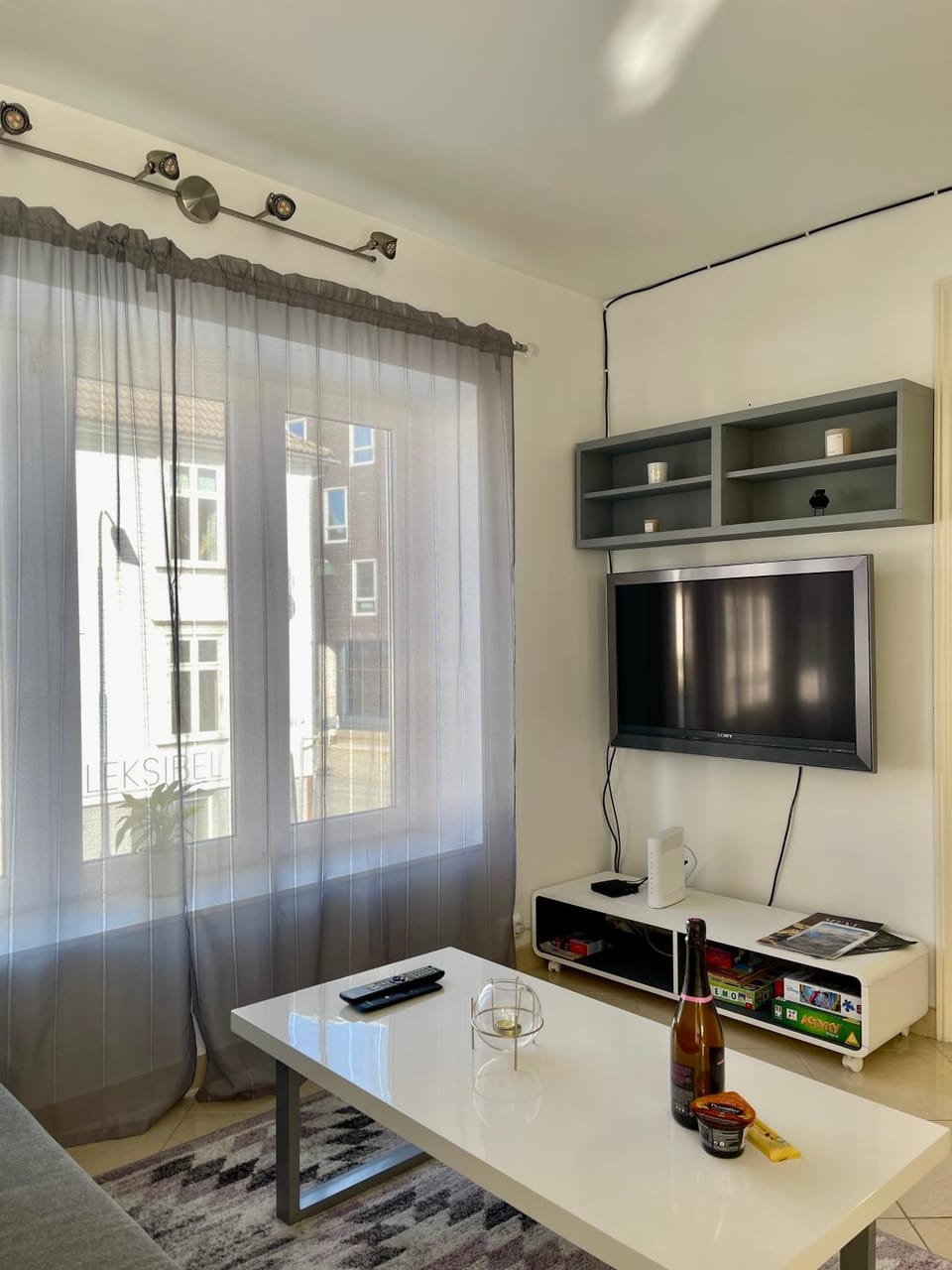 TV and multimedia, Living room, Drinks