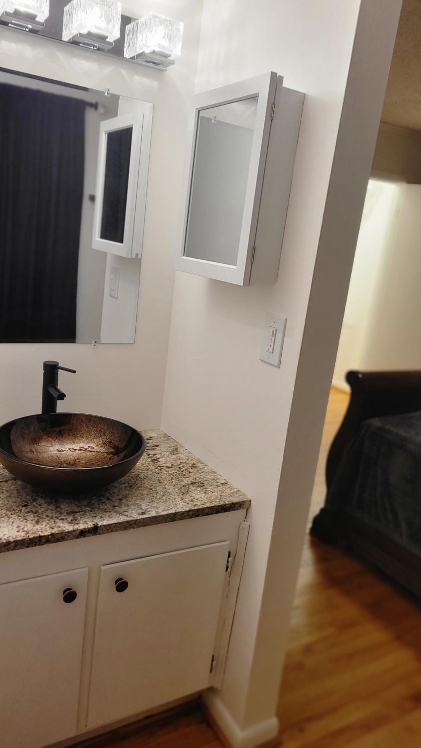 Evergreen Estates 3-Bedroom Private Villa in Fayetteville