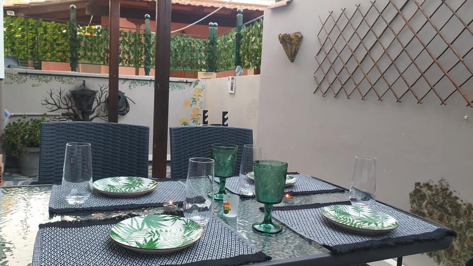 Patio, Garden, Balcony/Terrace