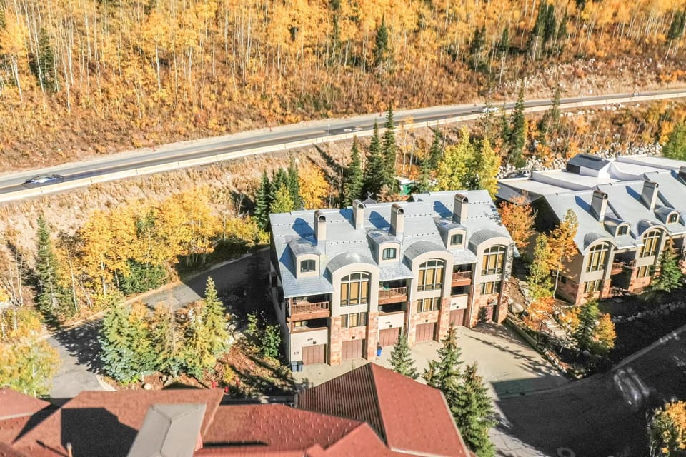 First Tracks Townhome House in Wasatch County