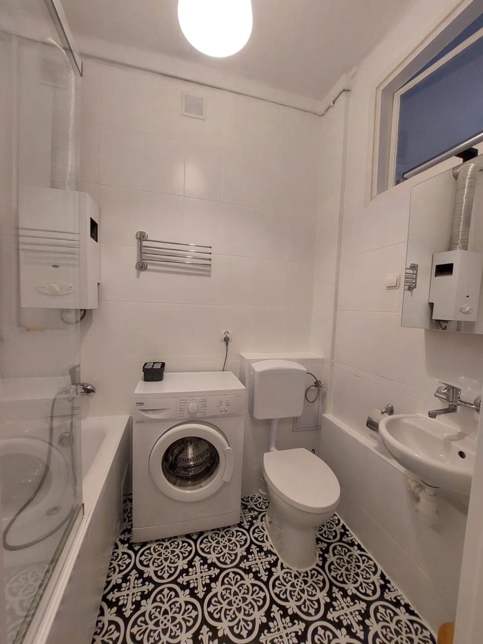 Shower, Toilet, Bathroom, Bath, washing machine