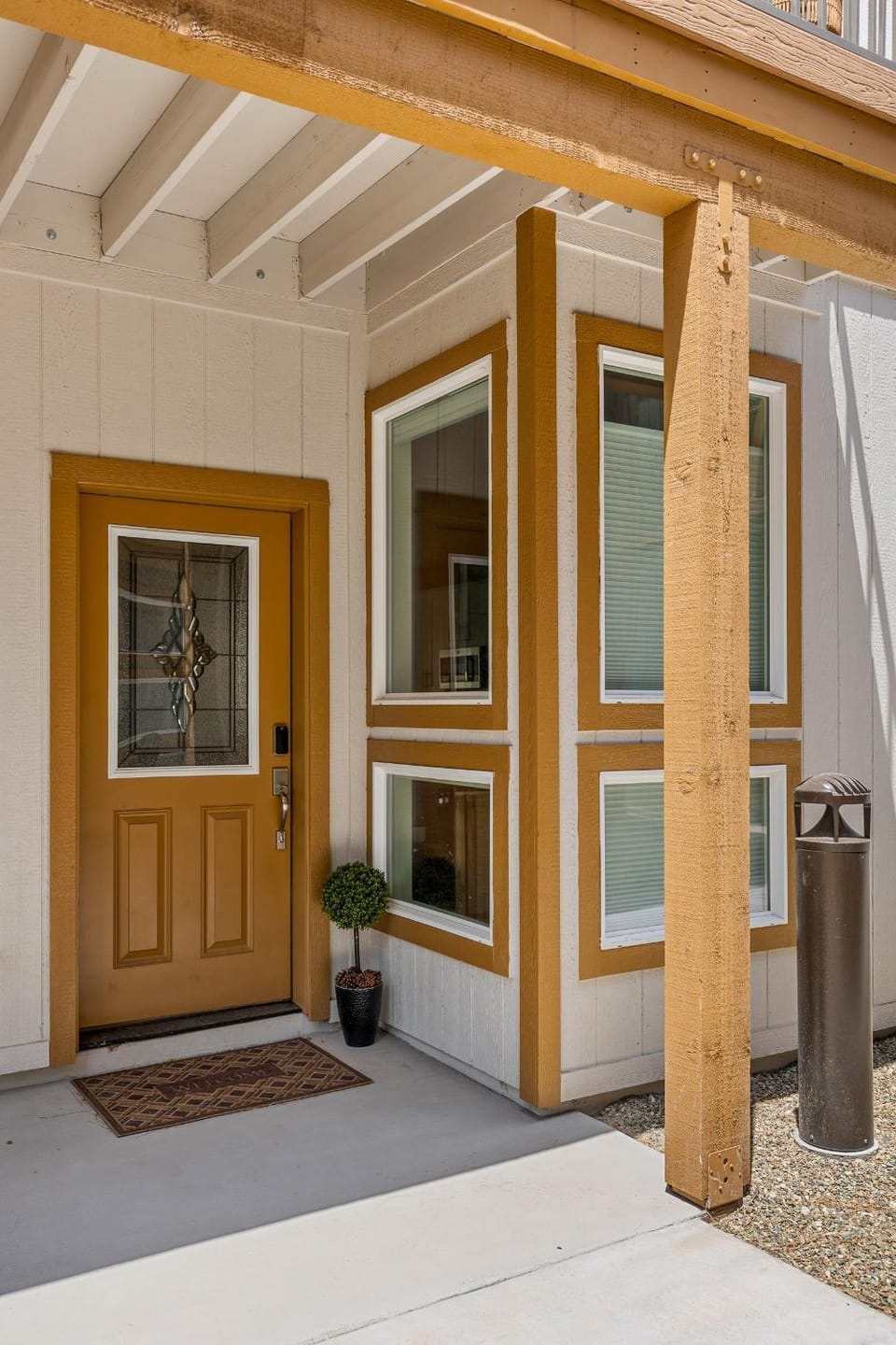 Elegant New Construction Bungalow with Scenic Forest Views House in Flagstaff