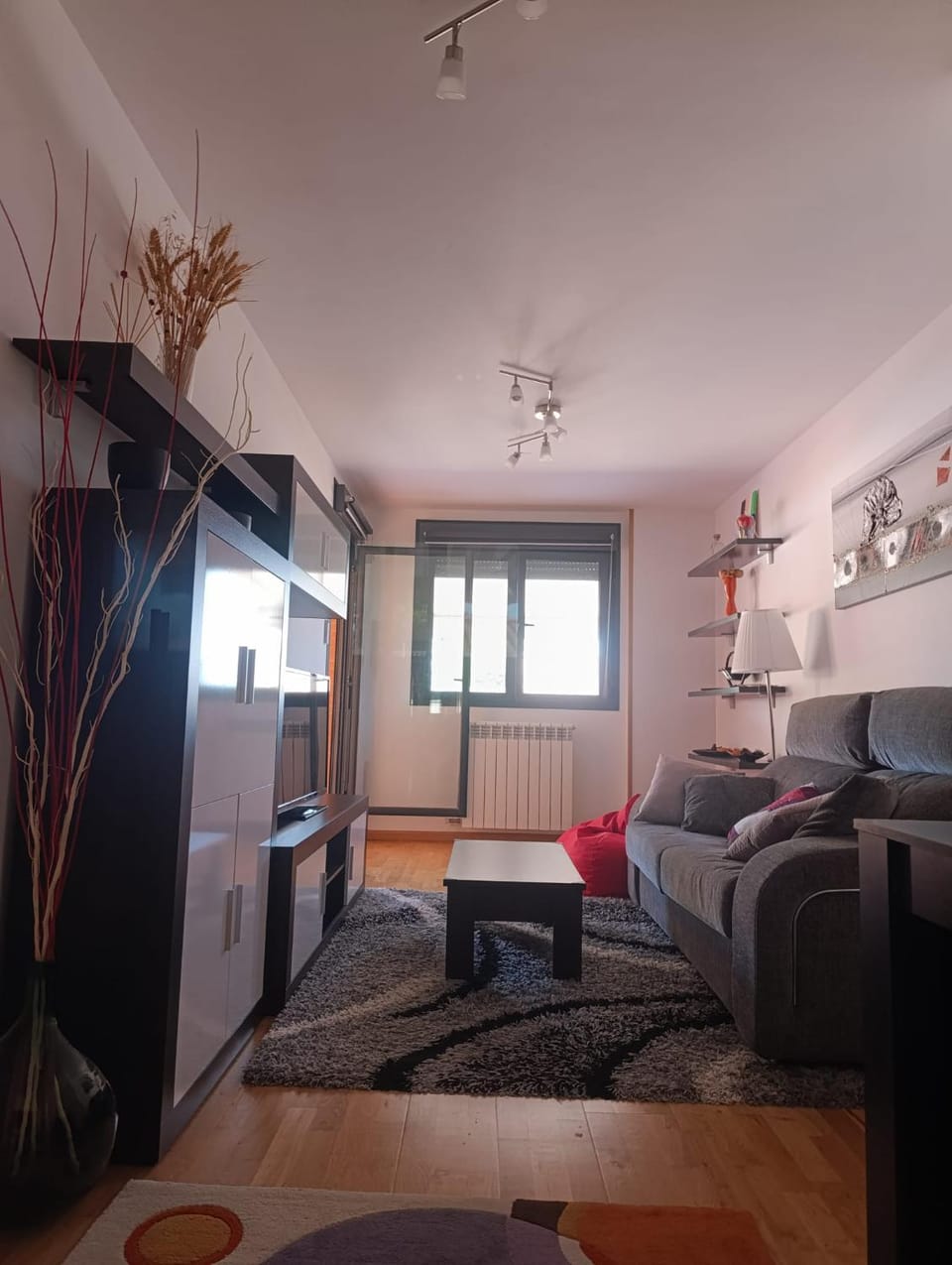 TV and multimedia, Living room, Seating area