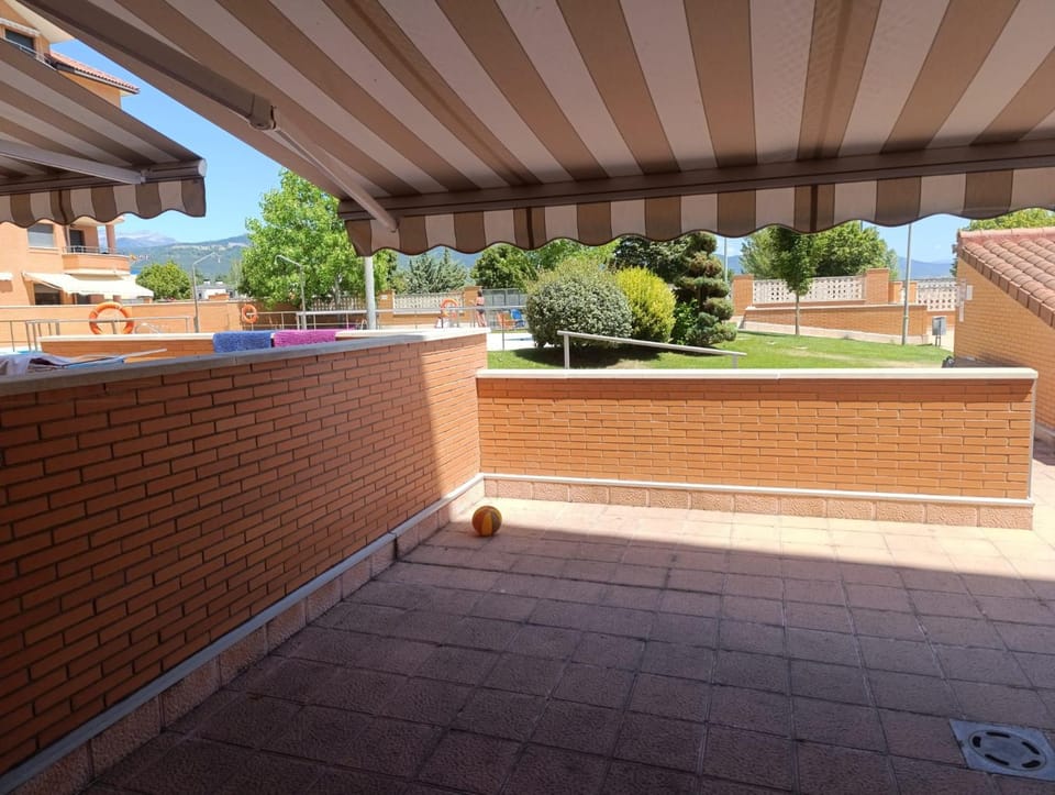 View (from property/room), Balcony/Terrace
