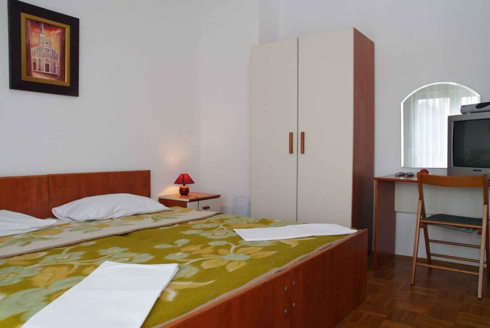 TV and multimedia, Bedroom