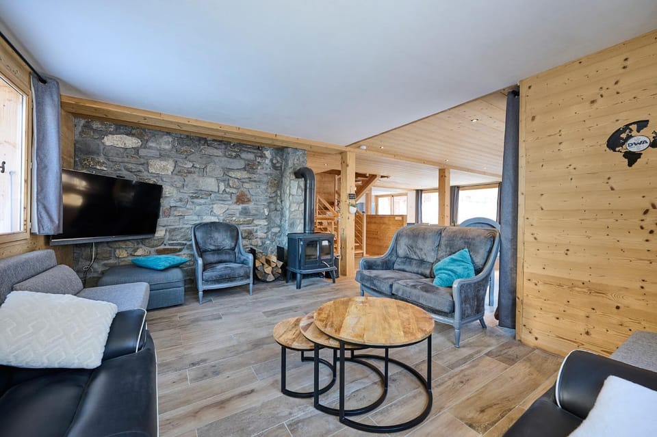 Communal lounge/ TV room, Communal lounge/ TV room