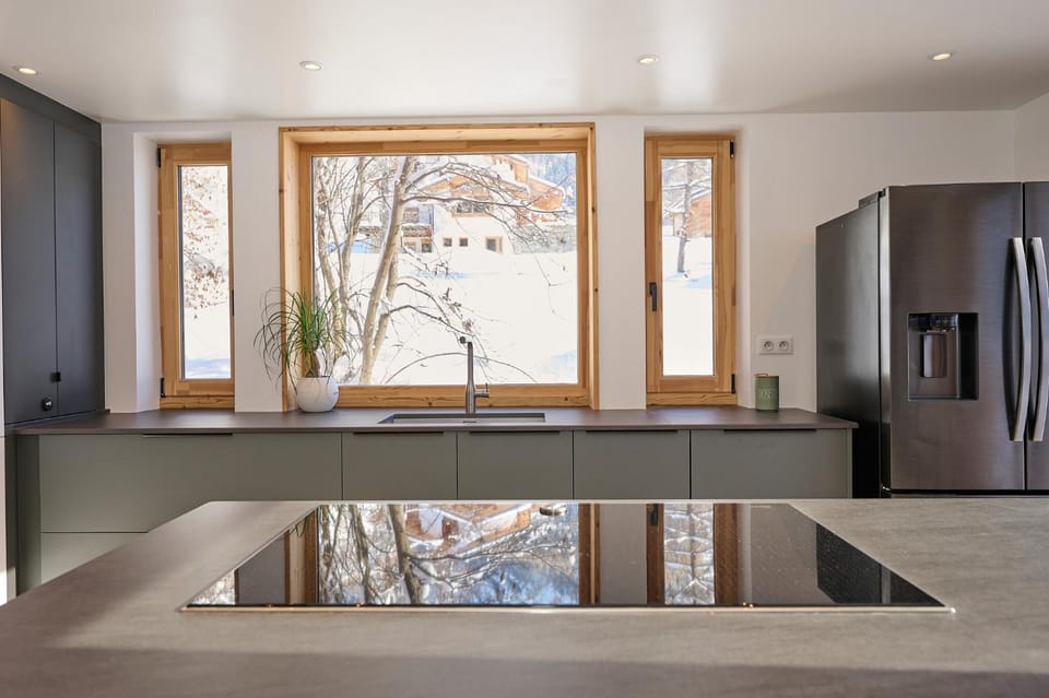 Kitchen or kitchenette, Kitchen or kitchenette