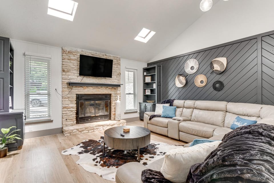 Modern Georgetown Home Less Than 2 Mi to Blue Hole Park! House in Georgetown